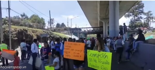 Bloqueo carretera México-Cuernavaca